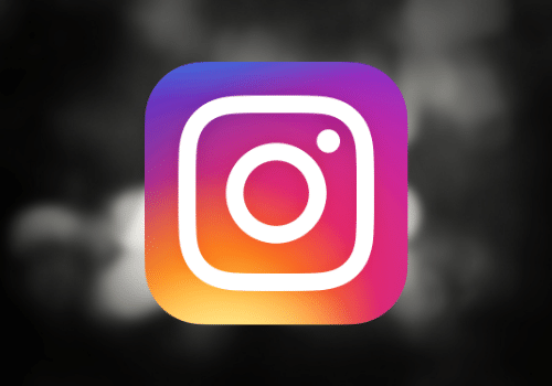 Adeptus Instagram